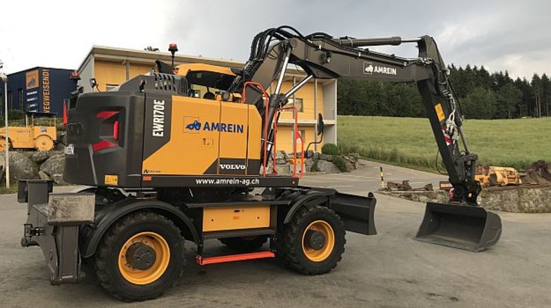 Neuer Pneubagger Volvo EWR170 E - 1