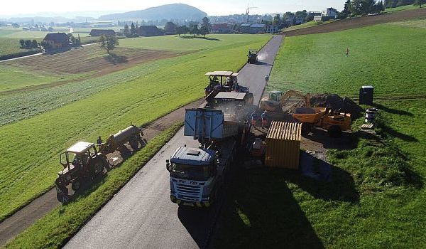 Belagseinbau Wetzwilerstrasse Rickenbach