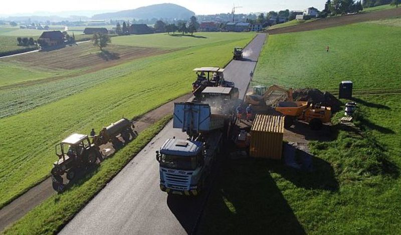 Belagseinbau Wetzwilerstrasse Rickenbach - 2