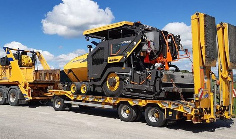 Neuer VOLVO Fertiger P6870 D - 5