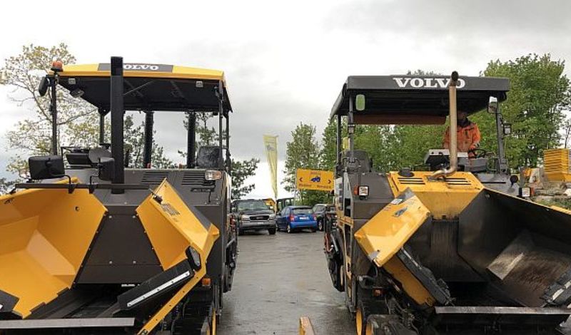 Neuer VOLVO Fertiger P6870 D - 2